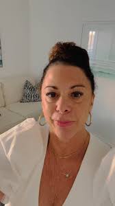 Hi! I am Ellen Goldfarb. I am a Registered Dietitian and a Certified Eating  Disorders Specialist 🌟 . I have been in private practice for over 20  years. I mostly treat eating disorders, but I see ...