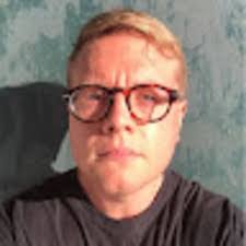 Richard Hertzog's Instagram, Twitter & Facebook