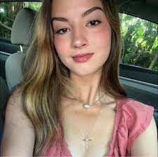 Hello! I'm a photographer seeking a model for a Boudoir session. These  photos will be used to promote my Valentine's Day mini sessions, so there  will be no charges for my services;