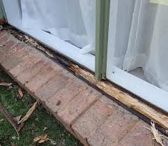 Arax windows professional window repair company offers a wide range of services aiming to fix the problem of any complexity in the shortest term possible. Melbourne Rotten Window Frame Repair Universal Tradesman