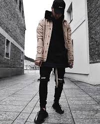 At 17 I Wanted Everything That Was In Store At 17 I Wanted Everything That Was In Store At 23 I Bought It All Just To Make Sure Mens Street Style Mens Fashion Streetwear Hipster Mens Fashion