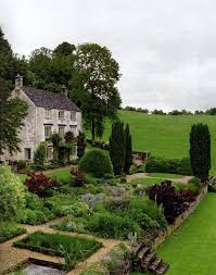 Limestone blocks can be stacked two or three high to create a low, stable landscaping wall. 90 Limestone House Ideas House Limestone House House Design