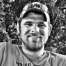 Should the crank pulley have a bolt and is there an O ring behind the big  screw-in plug at the end of the steering worm gear?