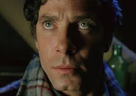 Who is the better actor. Warren Beatty or George Hamilton.