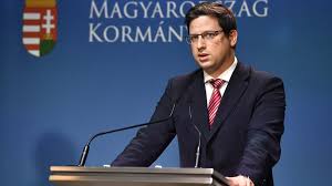 Napjától a miniszterelnökséget vezető miniszter. Gulyas Gergely Lezarunk Kilenc Budapesti Aluljarot Ejszakara Kormanyinfo Infostart Hu