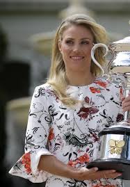 Angelique ) was born in bremen, west germany. Angelique Kerber Photo Shoot With Her Australian Open Trophy At Government House In Melbourne 1 31 2016 Celebmafia