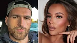 Why did Love Island couple break up?