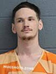 Kenneth Wardlow's Instagram, Twitter & Facebook