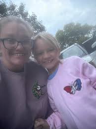 Yall are making these embroidered sweatshirts so much fun! ☺️