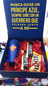 Si vas a decorar tu fiesta de cumpleaños decora también los detalles que vayas a repartir entre tus invitados. Pin De Marilyn Salazar Salcedo En Novio Regalos Baratos Para Novio Regalos Creativos Para Novio Detalles Para Mi Novia