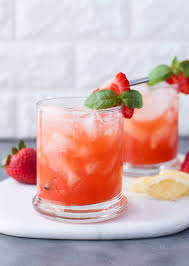 A light refreshing bourbon cocktail with bourbon, brandy and lemon. Low Carb Strawberry Basil Bourbon Smash Peace Love And Low Carb