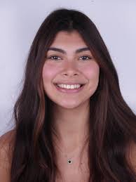 Um sorriso que acompanha sonhos grandes. ⠀⠀ Para representar Sete Lagoas no  Miss Mundo MG, ela decidiu valorizar ainda mais um dos seus traços mais  marcantes: o sorriso. ⠀⠀ Com delicadeza, naturalidade