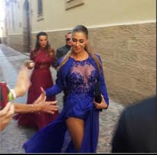 La rete accusa belen di aver indossato un abito troppo aggressivo al matrimonio di elisabetta canalis. Belen Abito Lungo Per Il Matrimonio Della Canalis Selvaggia Lucarelli Non E Notti Sul Ghiaccio