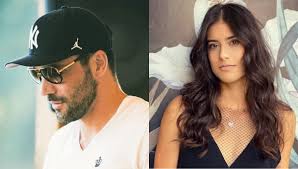 Românca se bucură începând de astăzi de un salt în clasament, dar și de o sumă considerabilă de bani. Ion Ion È›iriac È™i Sorana Cirstea FormeazÄƒ Un Cuplu Omul De Afaceri A Cerut O Deja In CÄƒsÄƒtorie Pe SportivÄƒ Romanesti Vedete Unica Ro