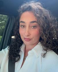 Alea Lasaponara (@alealasaponara) • Instagram photos and videos