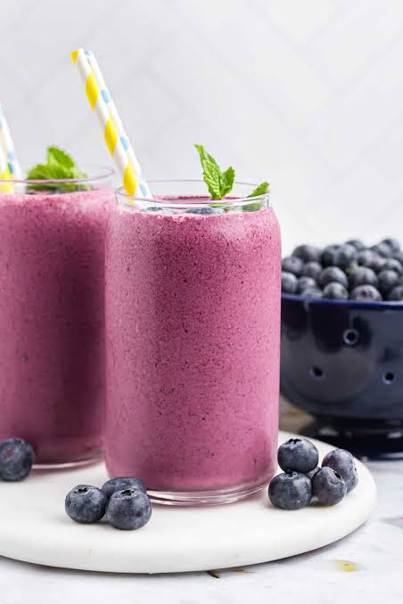 Blueberry Yogurt Smoothie