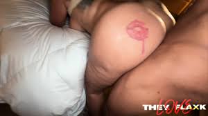 THE QUEEN - Queen Rogue - EPORNER