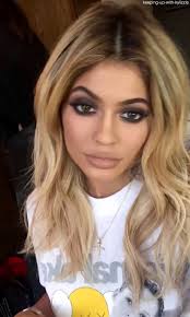 Blonde Colour For Dark Eyes Kylie Jenner Blonde Hair Frontal Hairstyles
