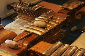 Fungsi saron alat musik tradisional. Saron Instrument Wikipedia