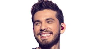 Jorge e mateus), solteiro não trai. Com Musica No Topo Das Radios Gustavo Mioto Conquista Gringos Na Internet Istoe Independente