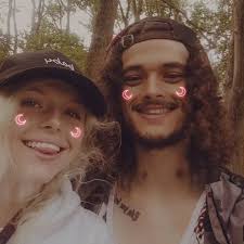 I'd spend it all for Tony #sarcasm #memes #sydneysweeney #viral