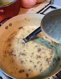 We've put together our top 6 favourite recipes for you to in the same saucepan, mix together the campbell's cream of mushroom soup, milk/water and gruyere cheese. Resepi Mushroom Soup Homemade Tanpa Guna Bahan Dalam Tin Lebih Sihat Sedap