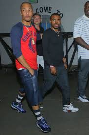 T I Wearing Nike Air Max 97 Em Lil Duval Wearing Air Jordan Viii 8 Retro Bugs Celebrity Sneakers How To Wear Stylish Men