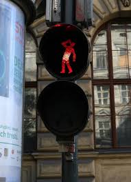 Ampel Figuren By Roman Tyc Lichtkunst Ampel Prag