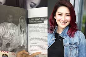 Biarpun sudah lama bercerai, pertelingkahan antara rita dan aidil masih berpanjangan sehingga kini kerana sikap rita yang gemar mengungkit perkara lepas. Rita Rudaini Dedah Foto Nikahi Aidil Zafuan Di Gudang Beras