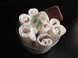 That Is The Reason This Low Carb Vanilla Roll Ice Cream Formula Is Such A Treat It S My Own Adjustme Ice Cream Inspiration Ice Cream Business Ice Cream Brands