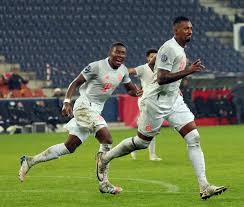 Spurs paid £4.5million to sign the germany under 21 star from hertha berlin a year ago, but boateng has failed to establish himself and has not even been given a squad number this season. Bayern Squad Back Alaba Over Contract Rift Says Boateng