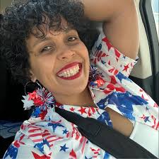 Dreaming of a tropical vacation? This Very Berry Pineapple #HerbalifeShake  will bring paradise (and 25g of protein) to you. See more:  http://herbalifenutrition.com/shake-recipes