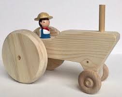 Holzspielzeug selber bauen dekoideen selber machen holzspielzeug für kinder rustikale holzmöbel auto basteln holzbearbeitungsmaschinen basteln mit holz holzkunst. 150 Traktoren Ideen Traktoren Holzspielzeug Spielzeug