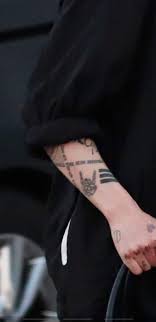 I got these tattoos done about 4+ years ago so they need to be redone and maybe added to. Oumnia On Twitter I Think I Found Out What One Of Jungkook S Tattoos Means The 3 Lines In The Korean Flag For Justice Bangbangconthelive Https T Co Ffunoalvrj