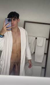 After shower tensions nudes | GLAMOURHOUND.COM