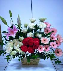 Inilah daftar nama bunga beserta gambar nya, indah, unik, cantik dan langka, lengkap dengan penjelasannya. Penjual Bunga Terdekat Termurah Terpercaya Floristbagus