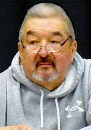 Walter Crow's Instagram, Twitter & Facebook