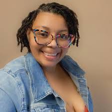 Laquisha Phillips's Instagram, Twitter & Facebook