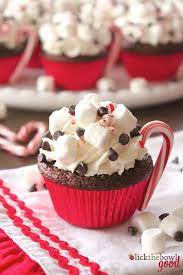 A collection of more than 30 of the best australian christmas desserts. Cupcakes That Look Like Mugs Of Cocoa Christmas Cupcakes Recipes Christmas Food Christmas Desserts