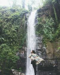 Jalan yang harus dilewati untuk menuju lokasi air terjun, sebagian coban siuk memiliki ketinggian 90 meter dan di sekitar lokasi air terjun terdapat sebuah gua peninggalan jepang pada masa perang dunia ii. 7 Coban Tersembunyi Di Malang Ujung Timur Ayo Ke Sini Malang Strudel