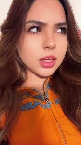 Sabrina Griffith's Instagram, Twitter & Facebook