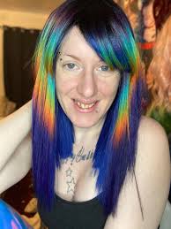 A change of pace, a little mood lighting, and some classy contributions  from Lane Steinberg, Lydia Loveless, Mae Martin, and more! Link in the  comments below.