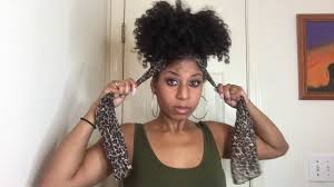 Now slide your hair to make a nice partition visible. Pineappling How To Do The Pineapple Method On Naturally Curly Hair