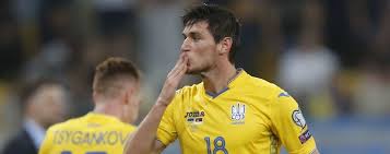 Роман яремчук продлил контракт с «гентом». Roman Yaremchuk Podkolol Rossiyu Posle Pobedy Nad Portugaliej V Kvalifikacii K Evro 2020 Sport Tsn Ua