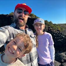 It's Friday!! If you can, try carve out some time to get outside and enjoy  nature with your family— your soul will thank you for it! This is our new  favourite place