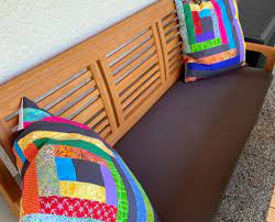 It is used in perfume making and has been written about as an aphrodisiac Bankkissen Fur Den Indoor Bereich In Der Farbe Sunny Orage Dunkelgrau