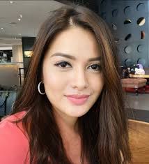 Hi, I'm single I need a husband 😊❤️