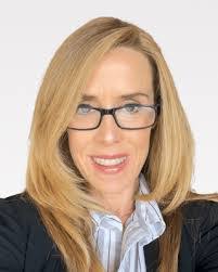 Lynn Fulcher's Instagram, Twitter & Facebook