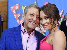 В москве простились с борисом грачевским. Pohorony Borisa Grachevskogo Foto Vdovy Ekspress Gazeta