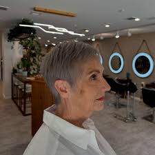 Profile for Eli Ali Salon